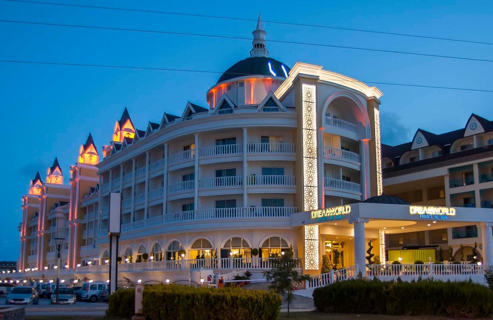 Dream World Resort & Spa Side Exterior photo